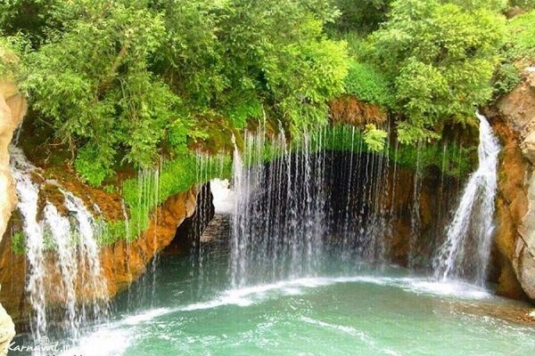 سقوط گردشگر ۹ ساله در رودخانه آب ملخ سمیرم/مصدوم نجات یافت