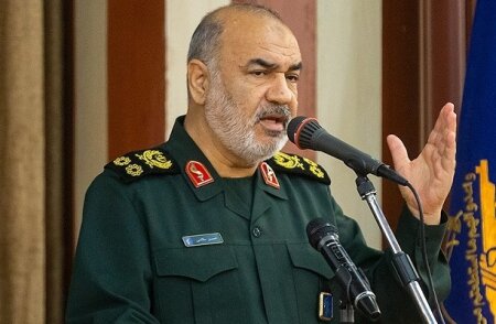 IRGC chief commander strongly warns Trump