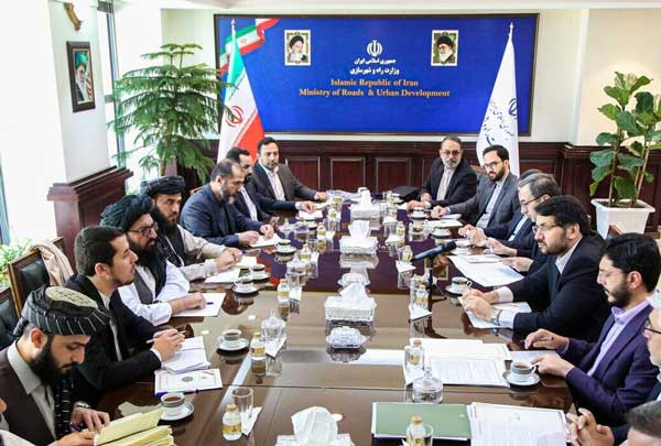 Iran, Afghanistan transport ties to be improved
