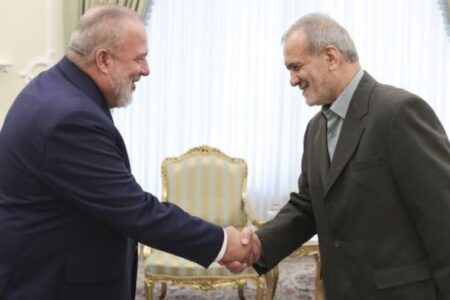 Cuban PM meets Masoud Pezeshkian
